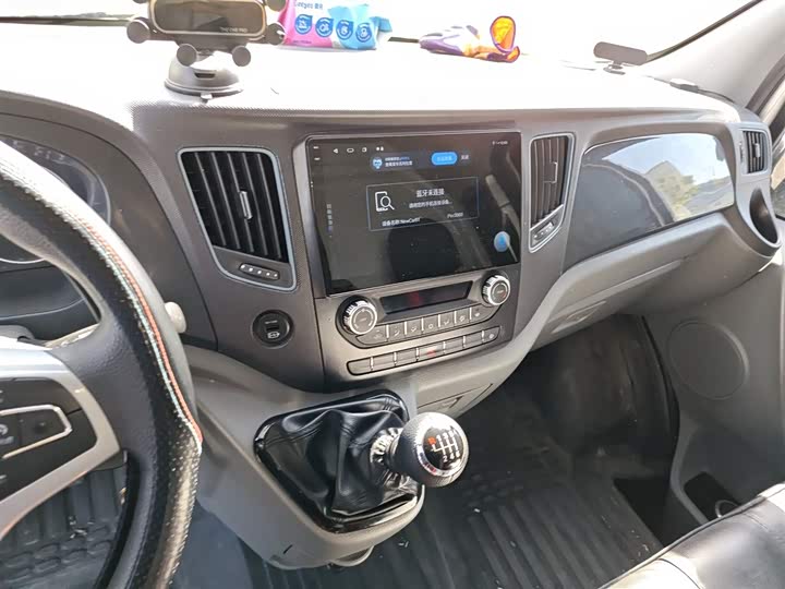 Foton Tuyano 2023 2023款 吉象厢货 2.0T手动 加长轴超高顶 后单胎3座