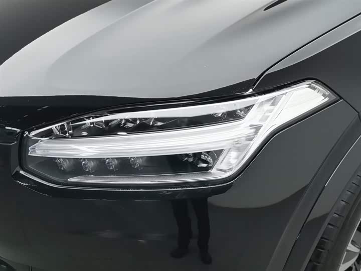 Volvo XC90 Hybrid 2024 2024款 T8 智尊豪华版 7座