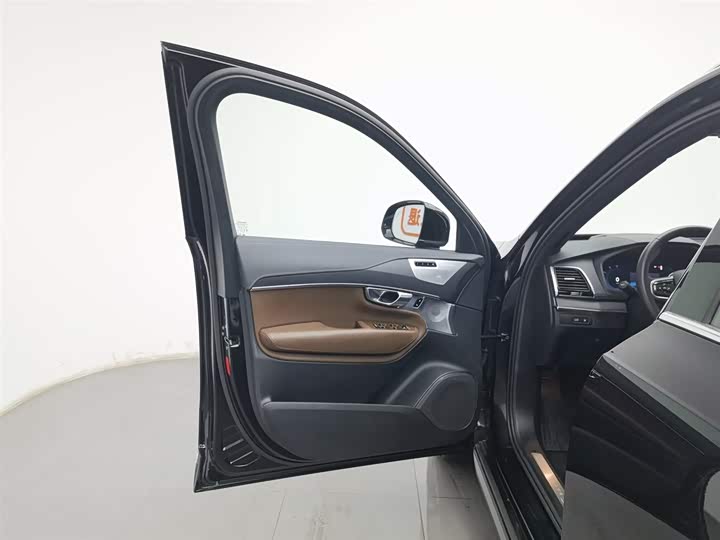 Volvo XC90 Hybrid 2024 2024款 T8 智尊豪华版 7座