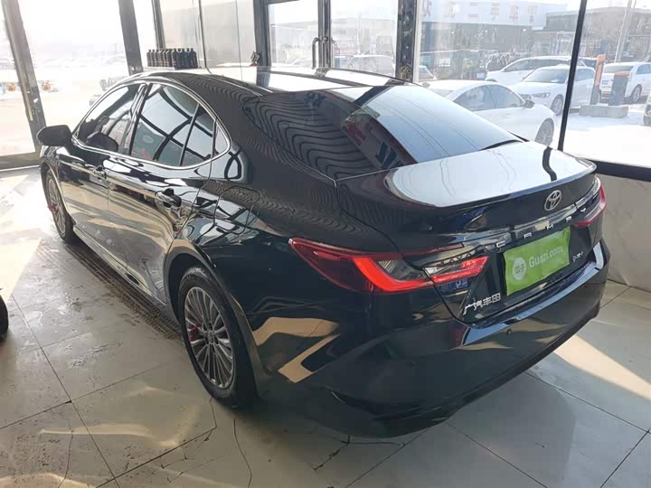 Toyota Camry 2026 2026款 双擎 2.0HE 精英版