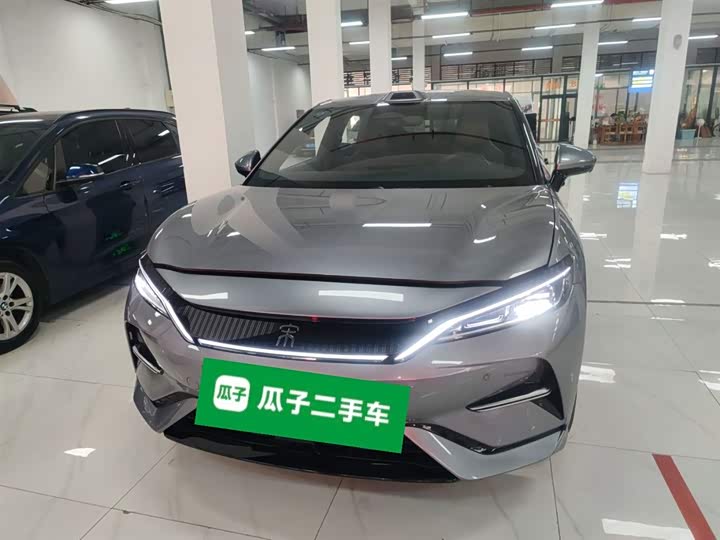 2025 BYD Song L
