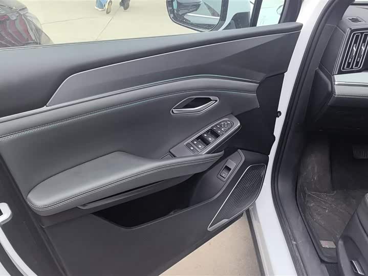 BYD Song L DM-i Hybrid 2025 2025款 智驾版 160km 超越型