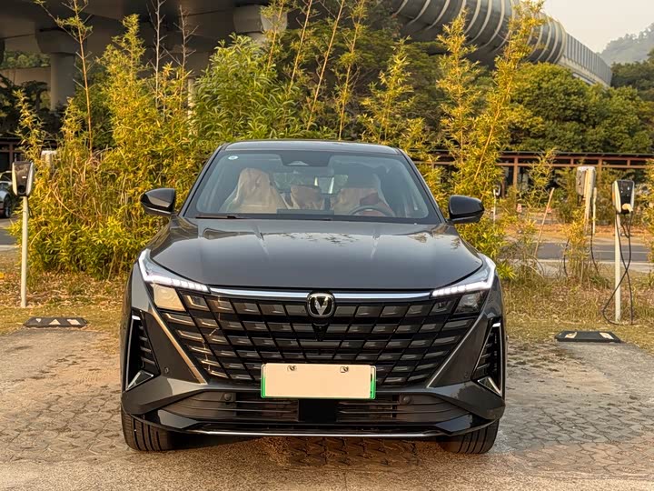 Changan UNI-Z Hybrid 2025 2025款 智慧新蓝鲸 125km 战舰版