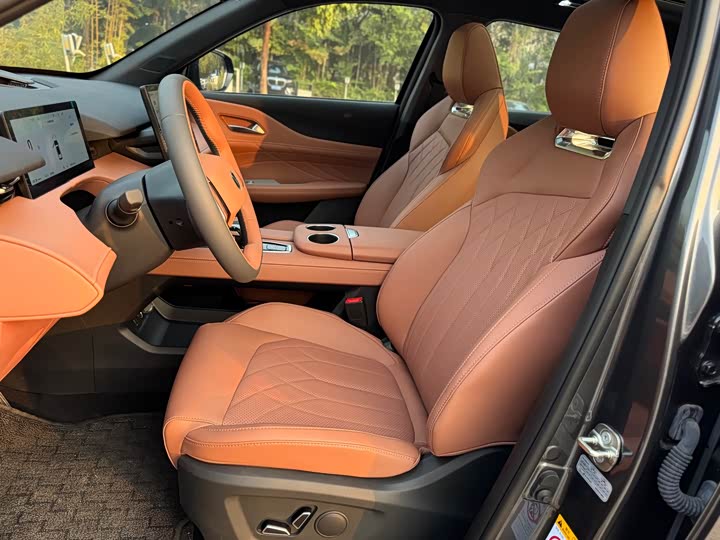 Changan UNI-Z Hybrid 2025 2025款 智慧新蓝鲸 125km 战舰版