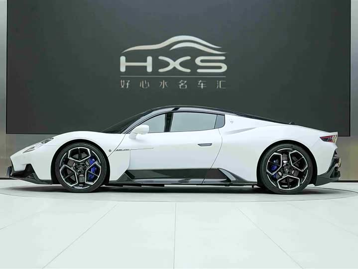 Maserati MC20 2023 2023款 3.0T 标准版