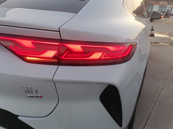 BYD Song L 2025 2025款 智驾版 662km 激光雷达卓越型