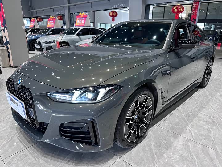 BMW 4 Series 2024 2024款 430i Gran Coupe M运动曜夜套装