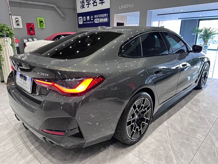 BMW 4 Series 2024 2024款 430i Gran Coupe M运动曜夜套装