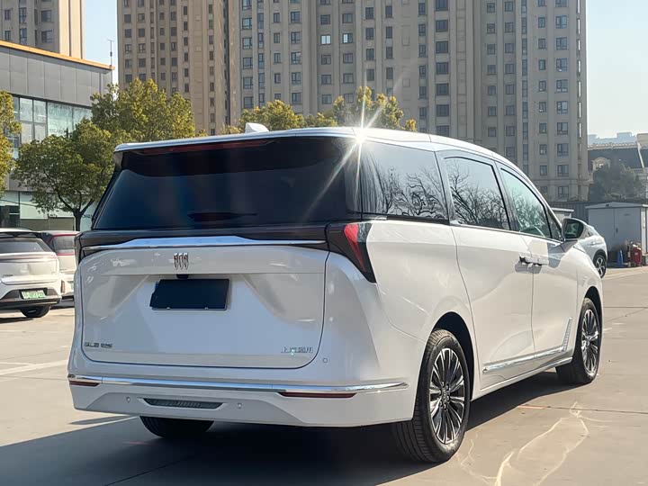 Buick GL8 ES 2025 2025款 陆尊 智享版