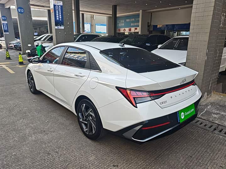 Hyundai Elantra N line 2023 2023款 1.5L CVT LUX尊贵版