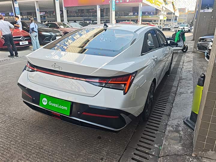 Hyundai Elantra N line 2023 2023款 1.5L CVT LUX尊贵版