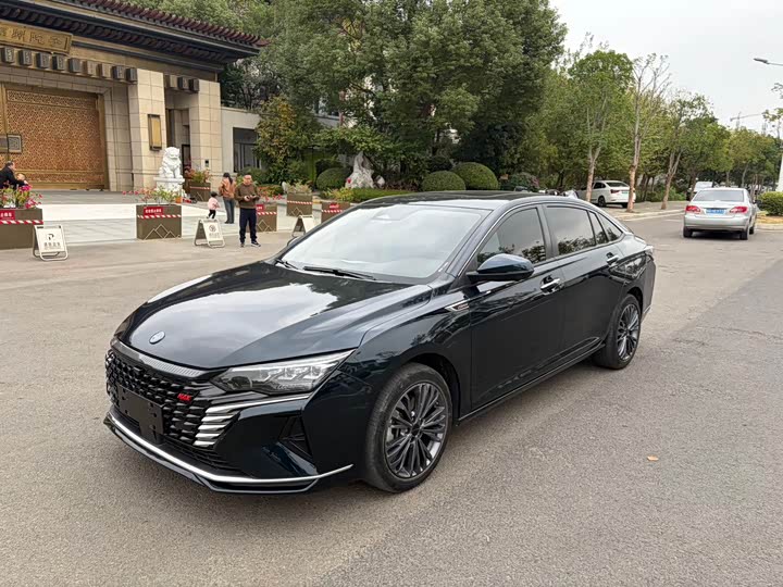Dongfeng Aeolus Yixuan Max 2022 2022款 1.5T 超帅潮爸版