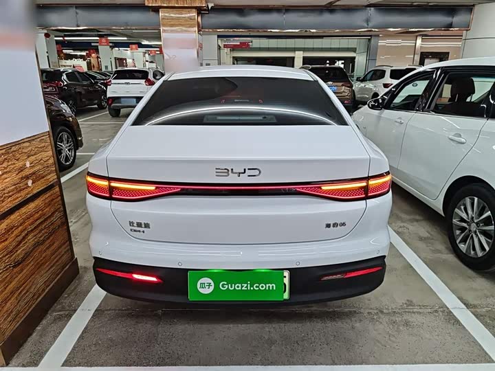 BYD Seal 05 DM-i Hybrid 2025 2025款 DM-i 智驾版 55KM豪华型