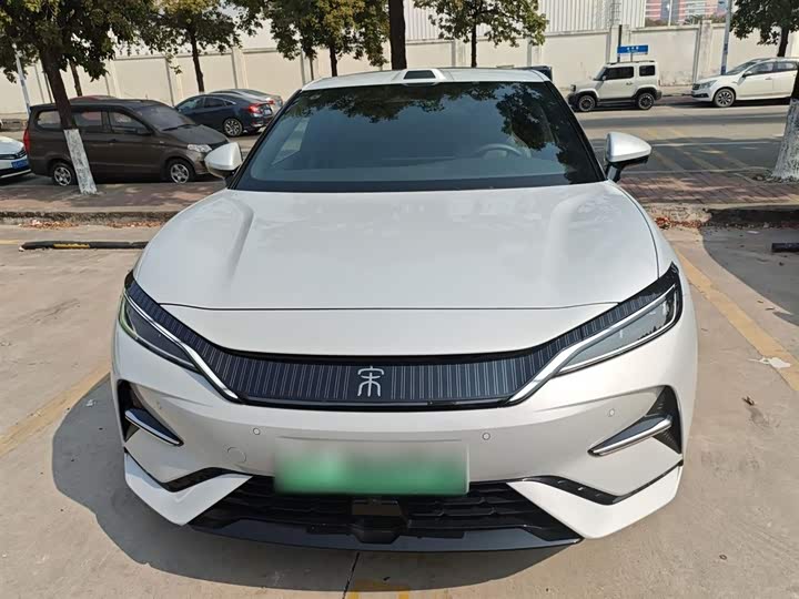 2025 BYD Song L