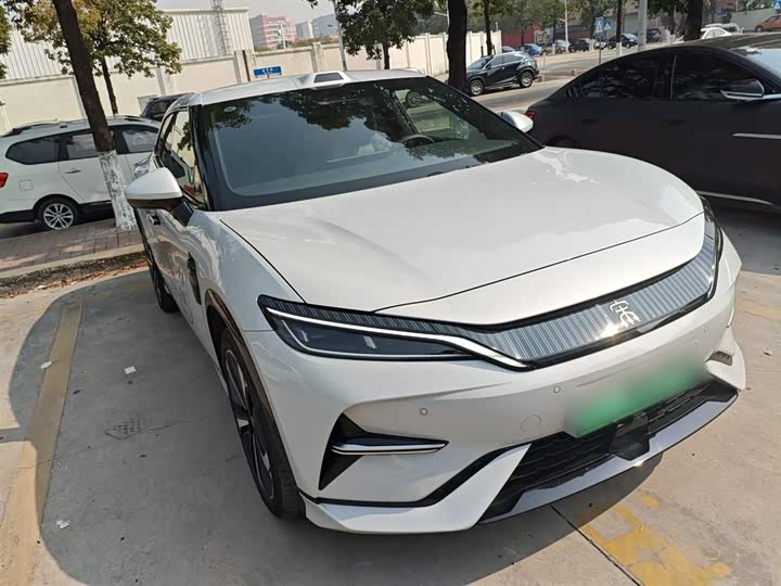 2025 BYD Song L