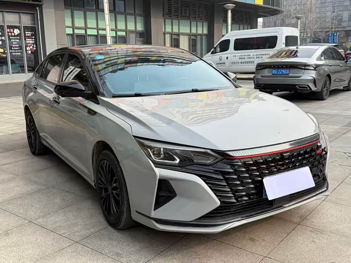 Dongfeng Aeolus Yixuan Max 2022 2022款 1.5T 超帅潮爸版
