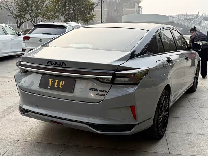 Dongfeng Aeolus Yixuan Max 2022 2022款 1.5T 超帅潮爸版