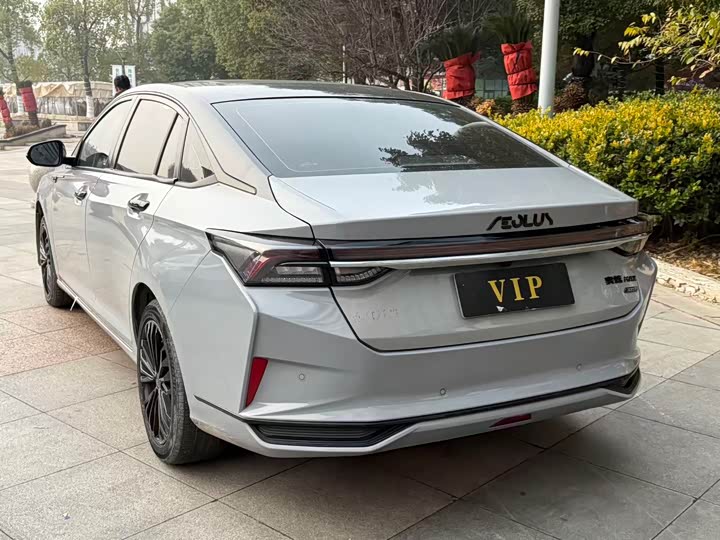 Dongfeng Aeolus Yixuan Max 2022 2022款 1.5T 超帅潮爸版