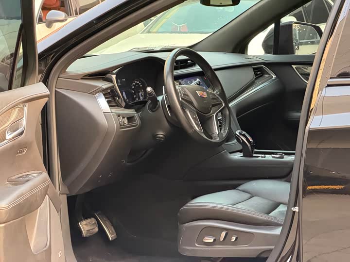 Cadillac XT5 2024 2024款 2.0T 四驱豪华型（蜂鸟版）