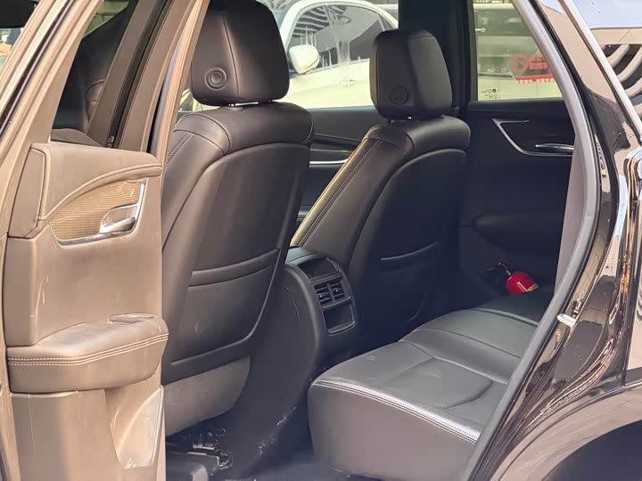 Cadillac XT5 2024 2024款 2.0T 四驱豪华型（蜂鸟版）