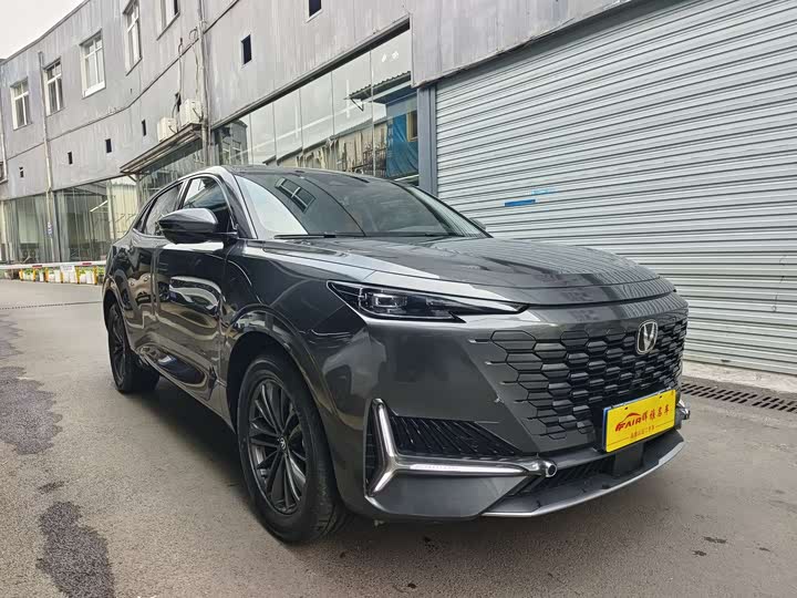 Changan UNI-K 2023 2023款 2.0T 两驱悦享型