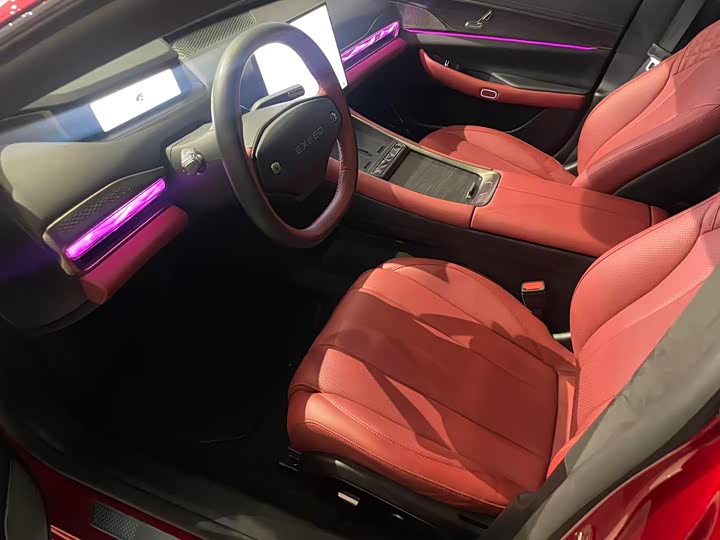 Exeed Sterra ES 2025 2025款 纯电 Ultra四驱旗舰 城区辅助驾驶