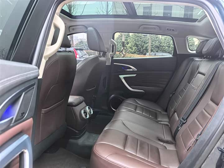 Wey VV7 2020 2020款 2.0T 旗舰型