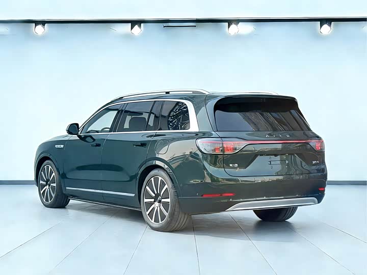 Aito M9 2025 2025款 增程 Ultra版 52kWh 5座版