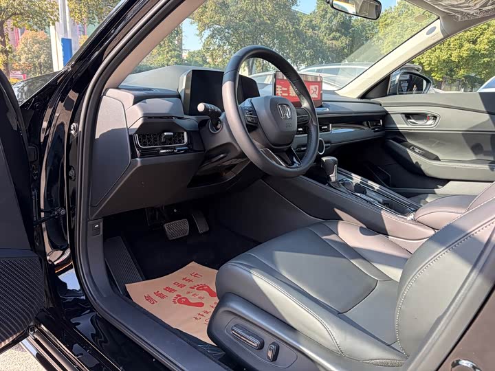 Honda Inspire 2025 2025款 260TURBO 典雅版