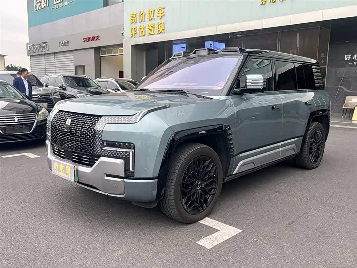 BYD Yangwang U8 2023 2023款 豪华版