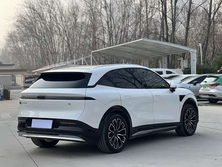 Zeekr 7X 2025 2025款 100kWh 长续航四驱智驾版