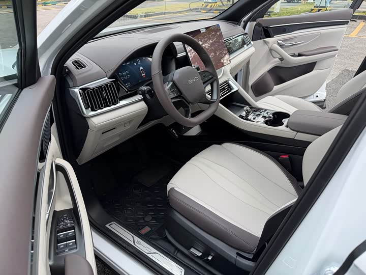 2025 BYD Song Plus Hybrid/EV