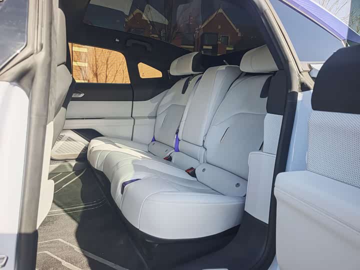 HiPhi Z 2023 2023款 城市版 五座