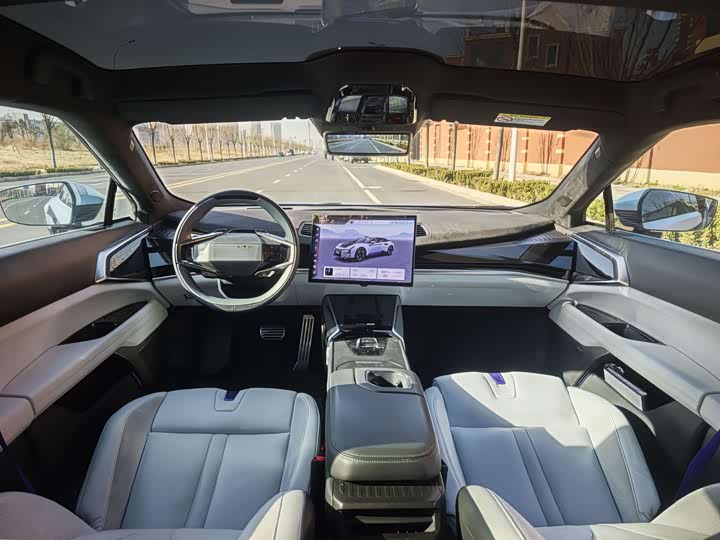 HiPhi Z 2023 2023款 城市版 五座