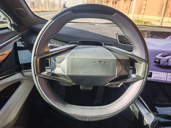 HiPhi Z 2023 2023款 城市版 五座