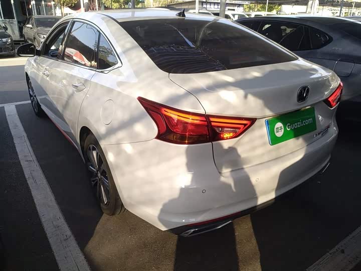 Changan Raeton CC 2021 2021款 蓝鲸版 1.5T DCT豪华型