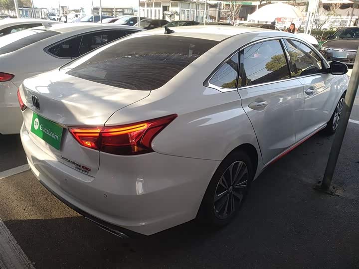 Changan Raeton CC 2021 2021款 蓝鲸版 1.5T DCT豪华型