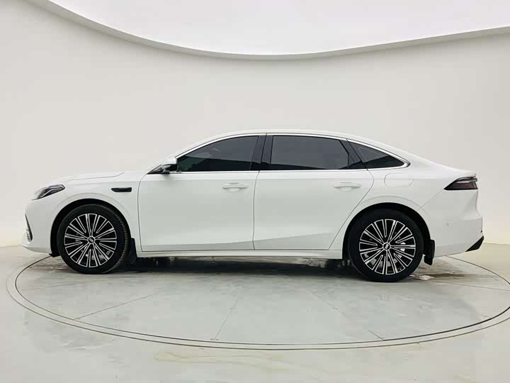 Geely Galaxy A7 2025 2025款 EM-i 150km 星舰版