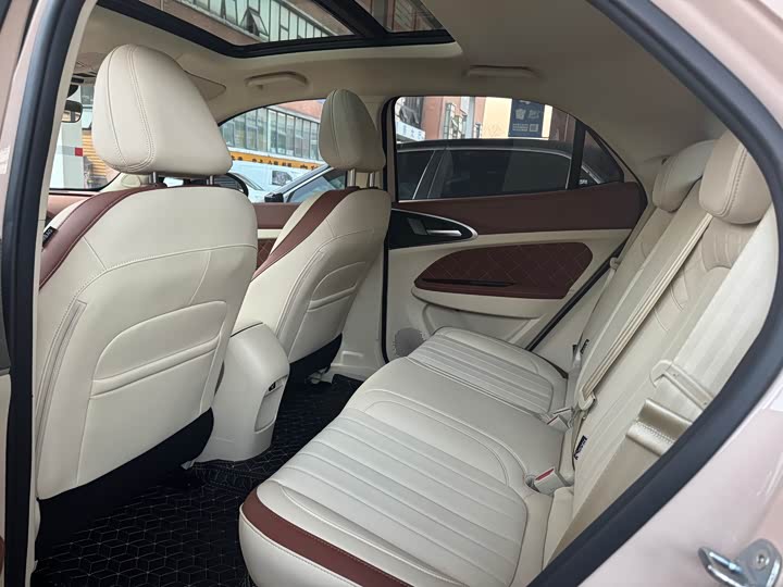 Ora Good Cat (03) 2024 2024款 401km 尊荣型 126kW