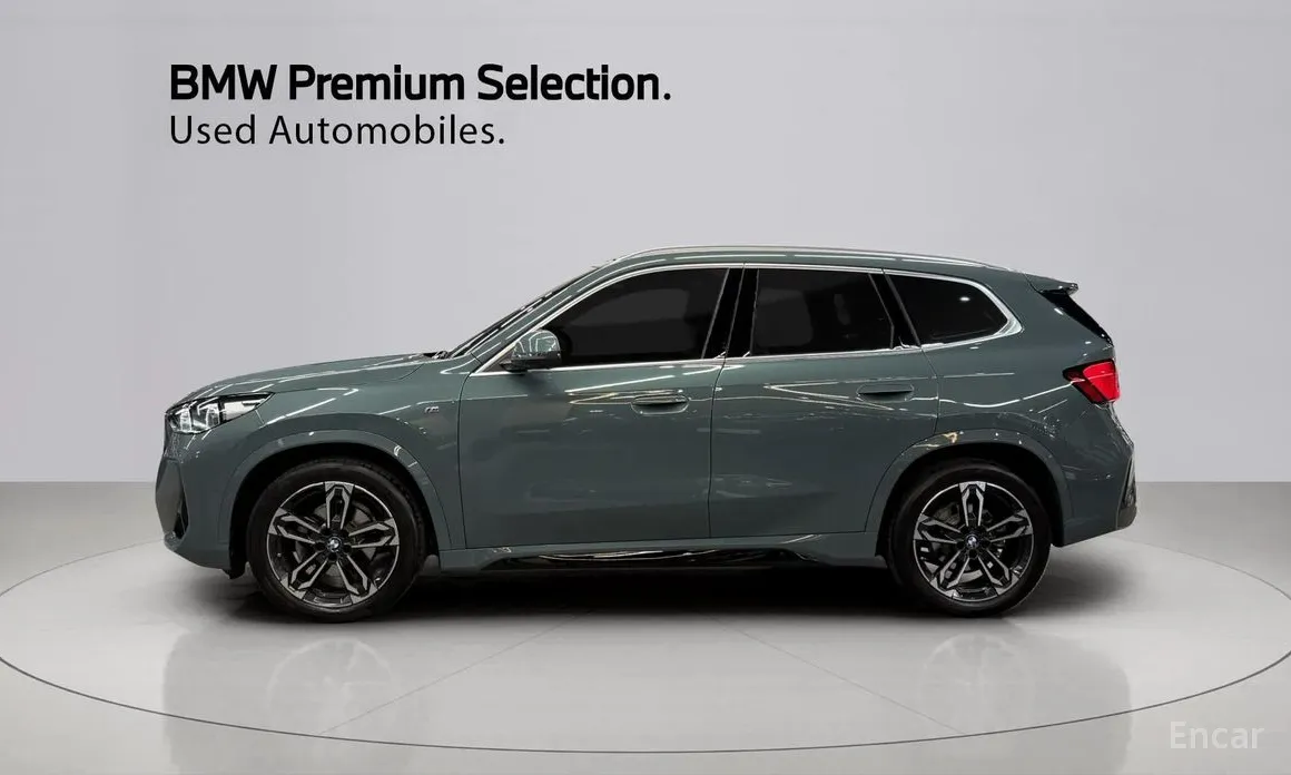 BMW X1 2023 xDrive 20i M Sport