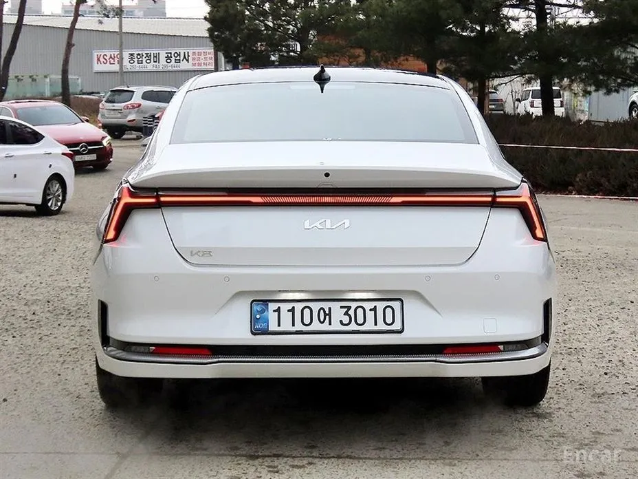 2024 Kia K8