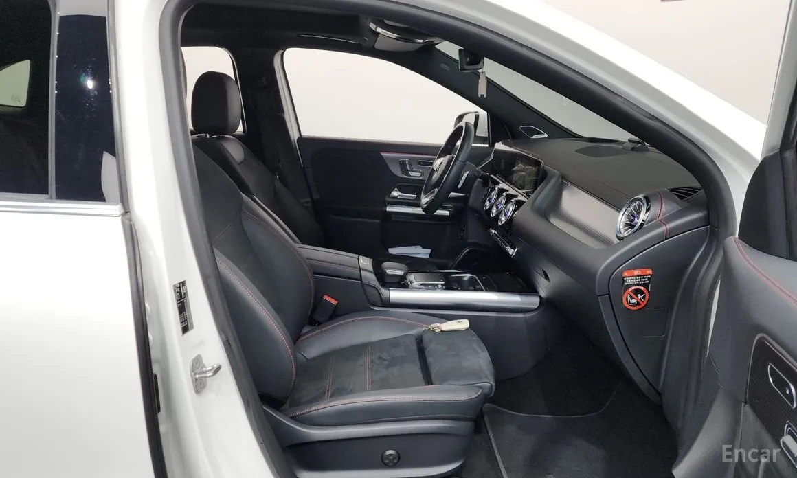 Mercedes-Benz EQA 2021 EQA250 AMG Line