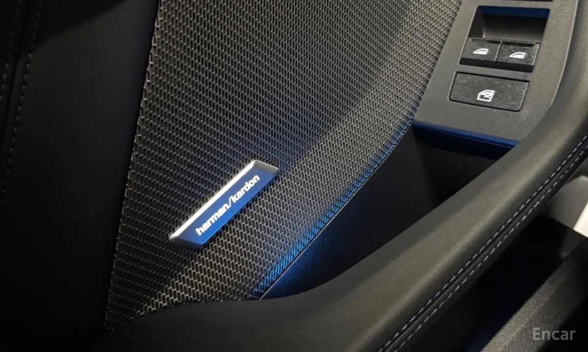 BMW 1 Series 2025 M135 xDrive Pro First Edition