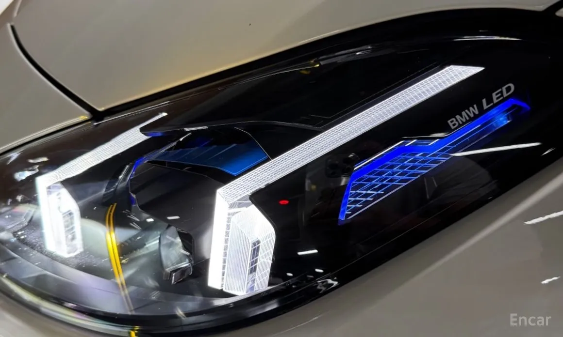 BMW 1 Series 2025 M135 xDrive Pro First Edition