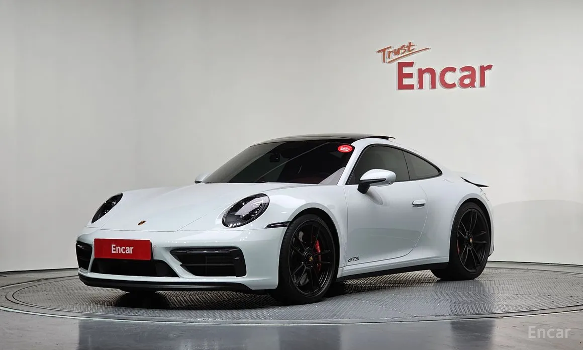 Porsche 911 2019 Carrera 4 GTS