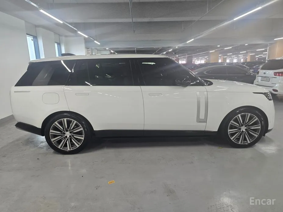 Land Rover Range Rover 2022 P530 Autobiography Long Wheel Base