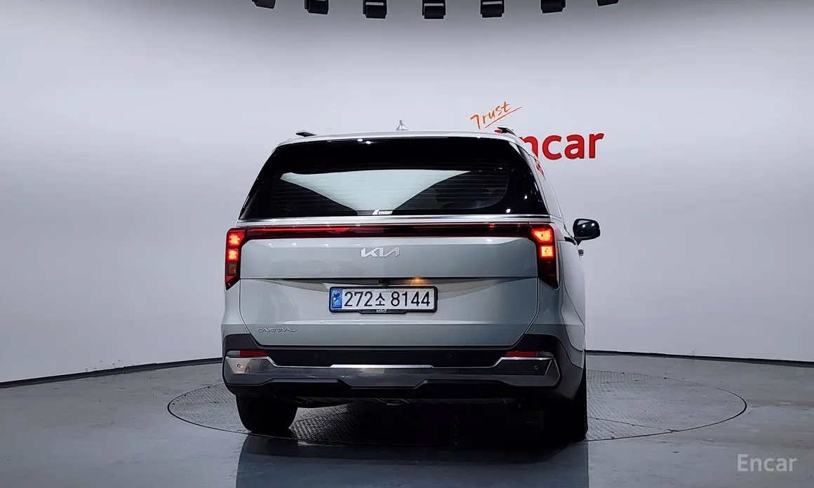 Kia Carnival 2023 Gasoline 9-Seater Noblesse