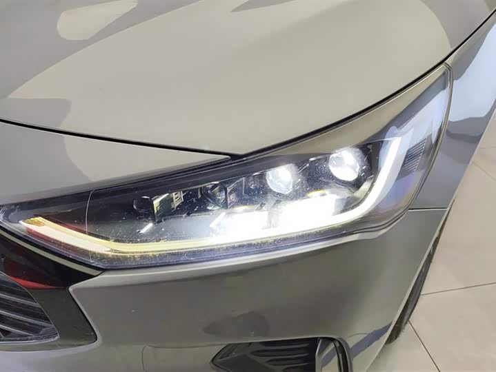 Ford Focus 2022 2022款 两厢 EcoBoost 180 自动竞速版