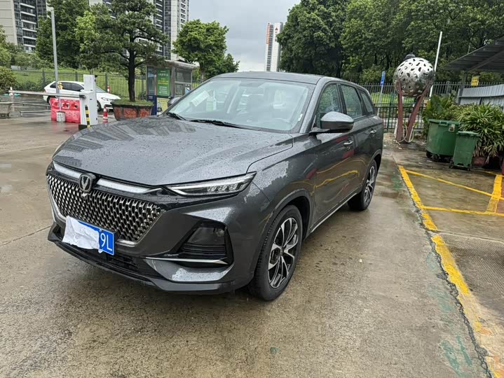 Changan X7 Plus 2024 2024款 1.5T 自动尊崇型 7座
