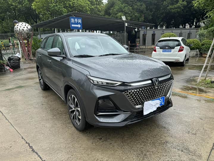 Changan X7 Plus 2024 2024款 1.5T 自动尊崇型 7座